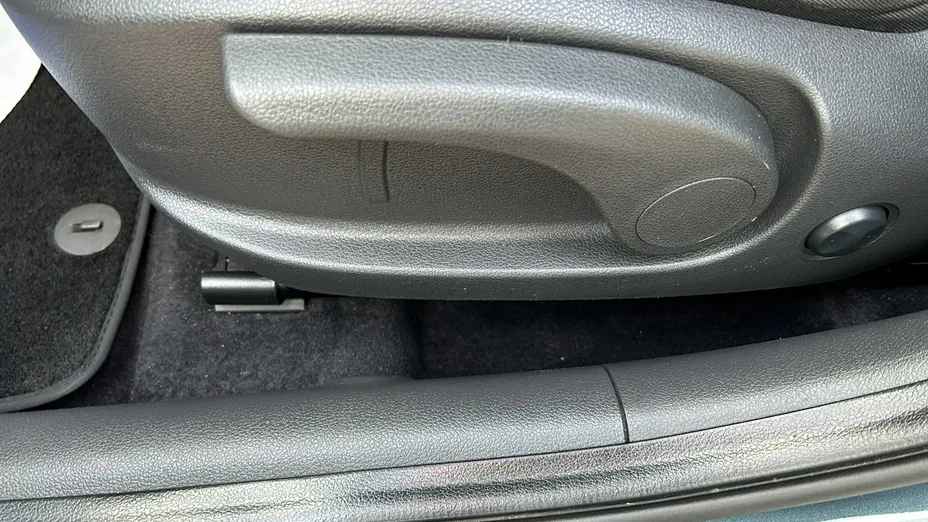 HYUNDAI i30 -