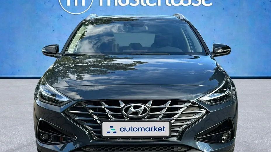 HYUNDAI i30 -