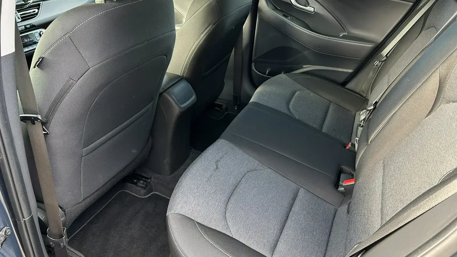HYUNDAI i30 -