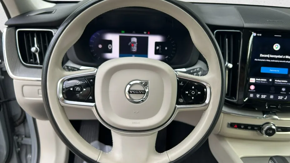 VOLVO XC60 -