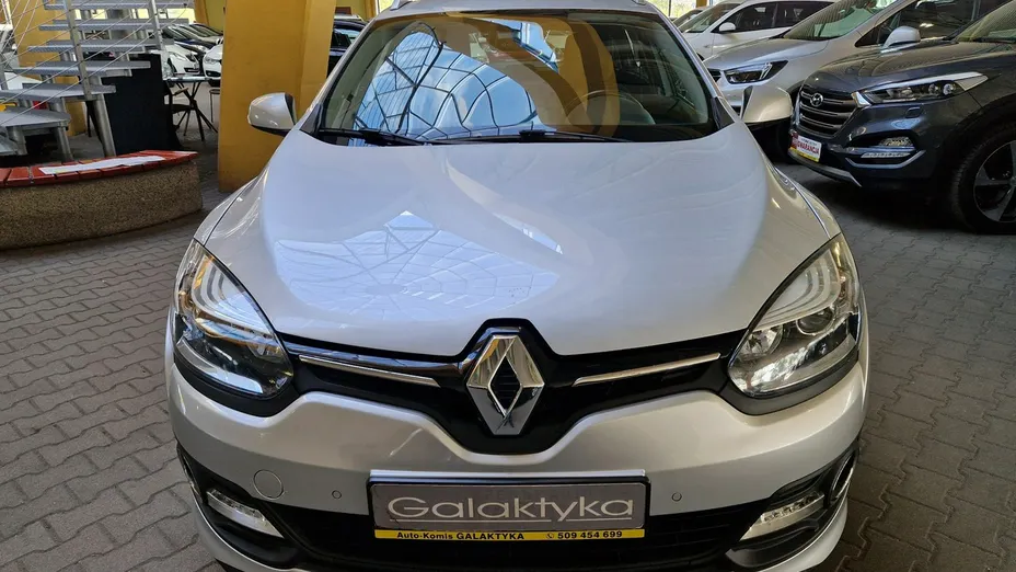 RENAULT Megane -