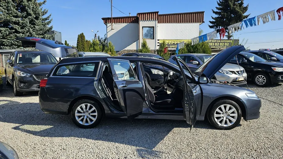 HONDA Accord -