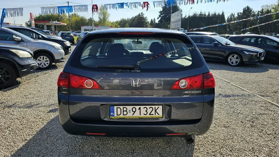 HONDA Accord -