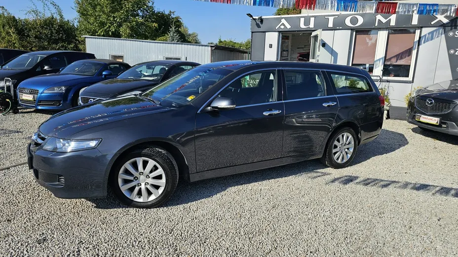 HONDA Accord -