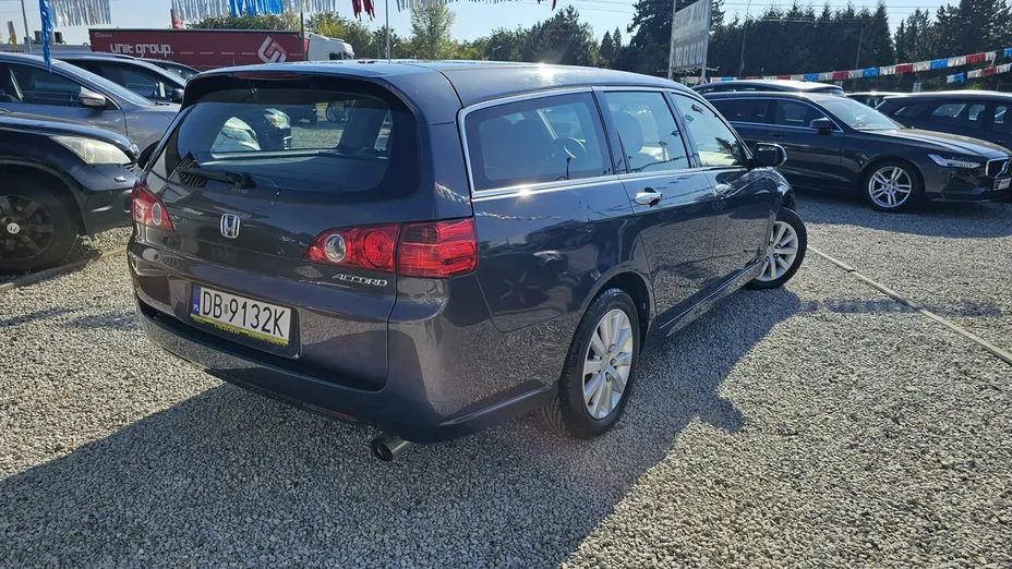 HONDA Accord -