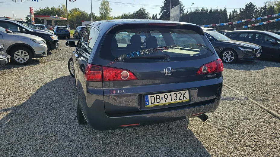 HONDA Accord -