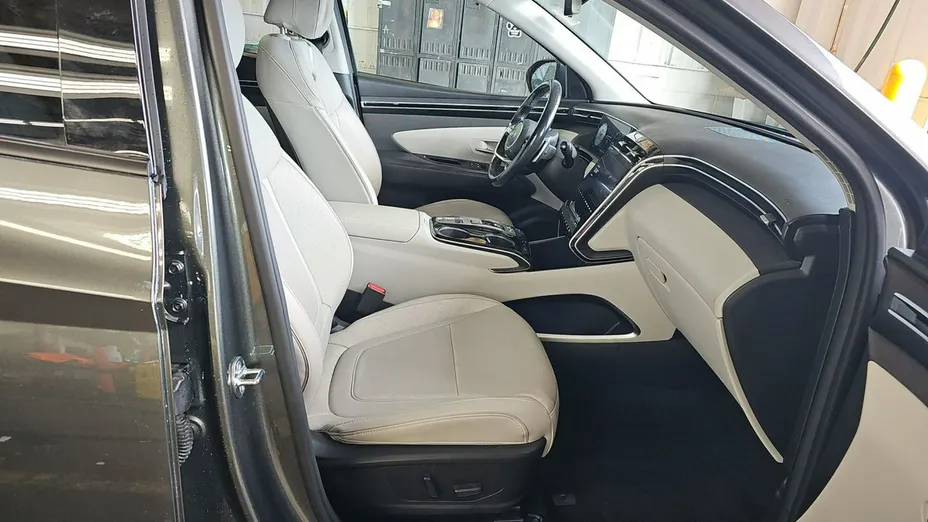HYUNDAI Tucson -