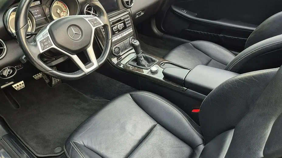 MERCEDES-BENZ SLK -