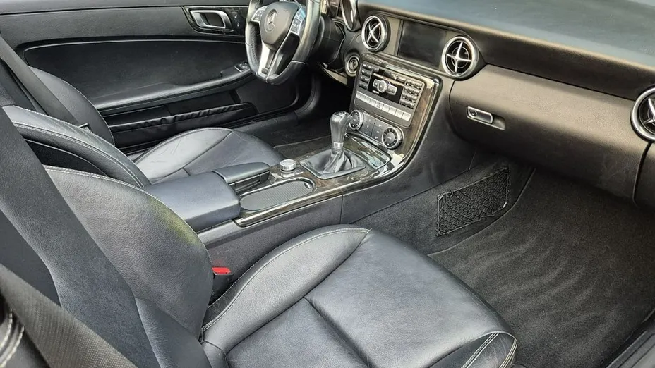 MERCEDES-BENZ SLK -