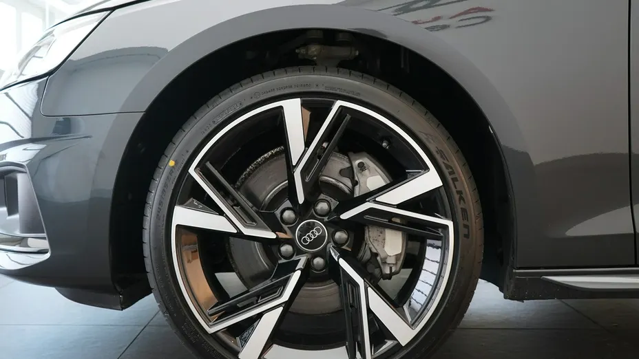 AUDI A4 Avant -