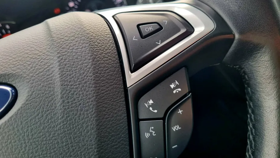 FORD Mondeo -