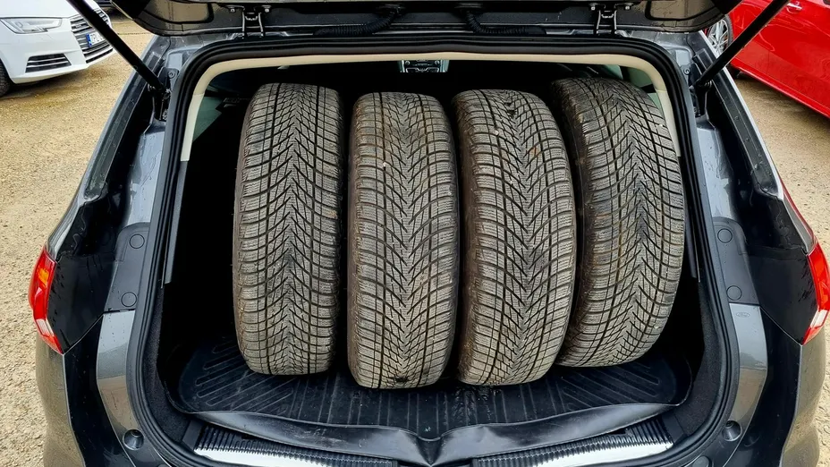 FORD Mondeo -