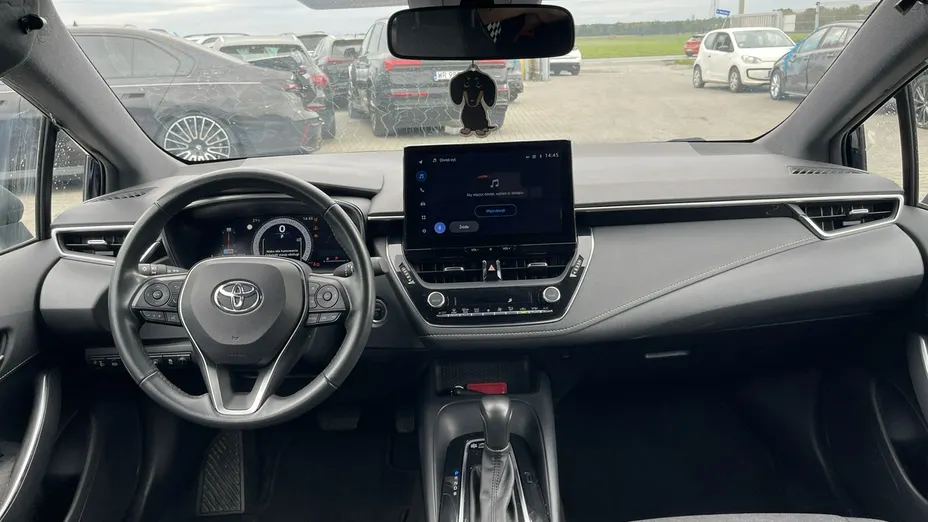 TOYOTA Corolla -