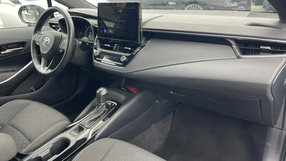 TOYOTA Corolla -