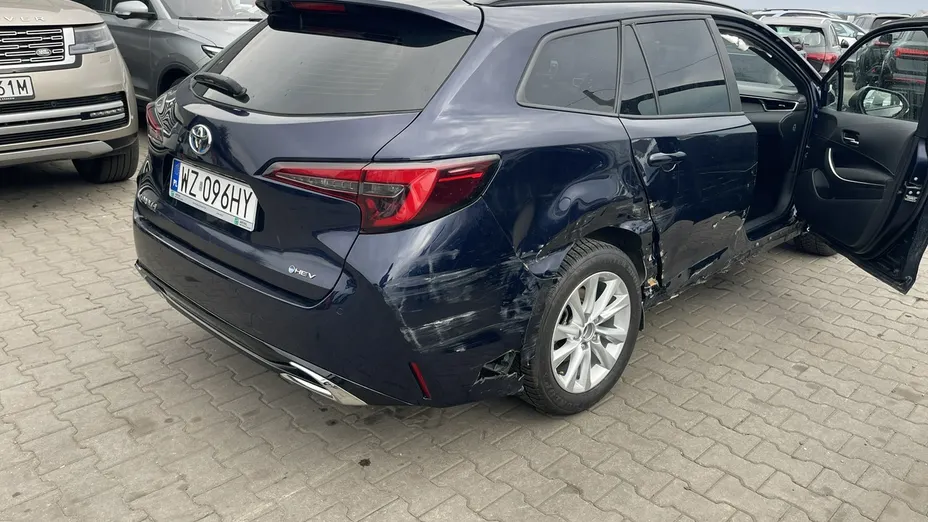 TOYOTA Corolla -