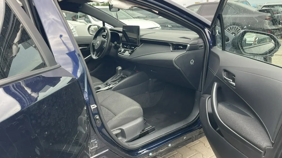 TOYOTA Corolla -
