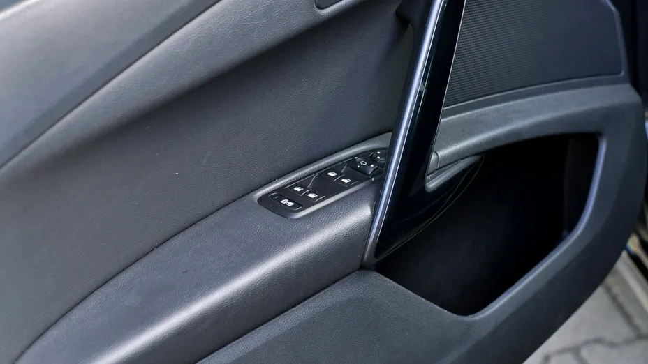 PEUGEOT 508 -