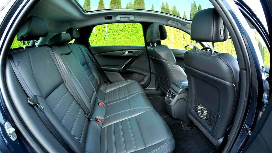 PEUGEOT 508 -
