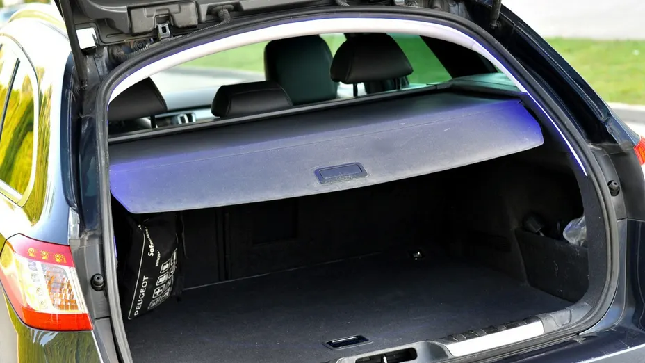 PEUGEOT 508 -