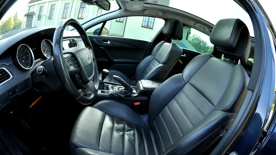 PEUGEOT 508 -