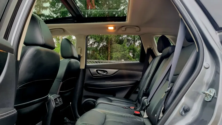 NISSAN X-Trail -