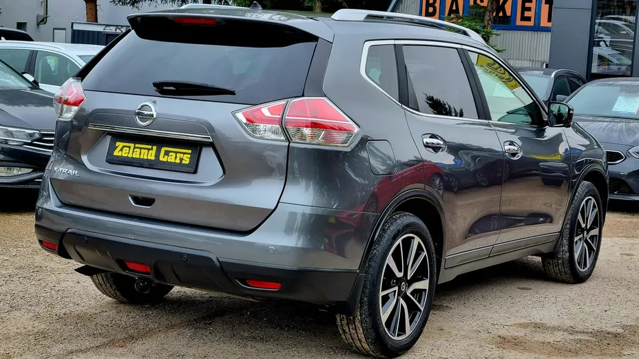NISSAN X-Trail -