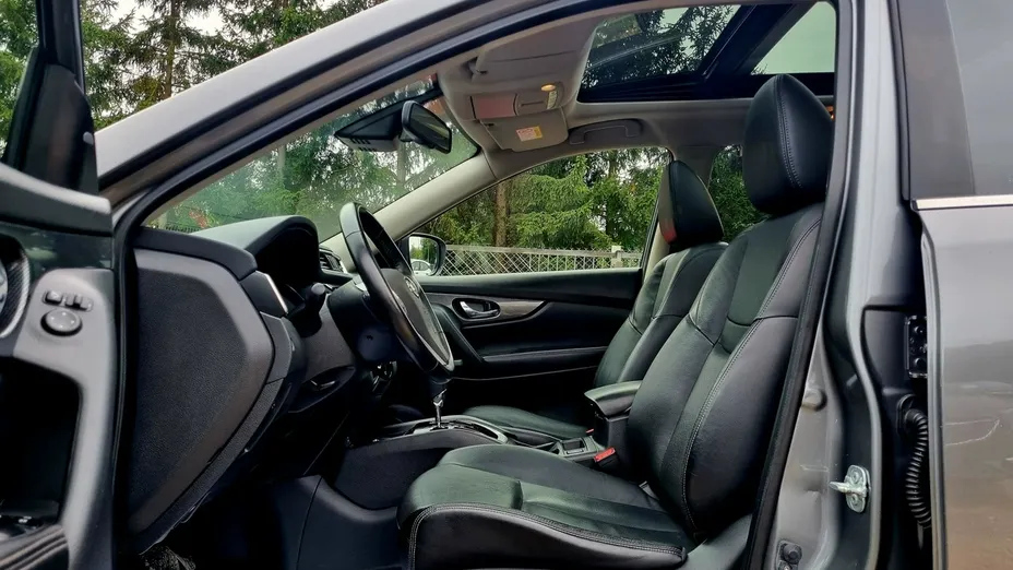 NISSAN X-Trail -