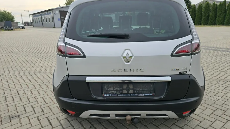 RENAULT Scenic -