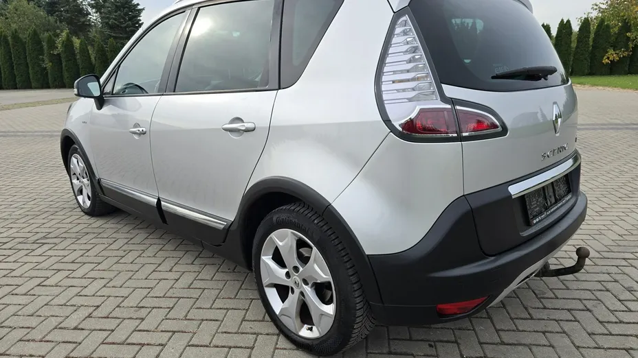 RENAULT Scenic -