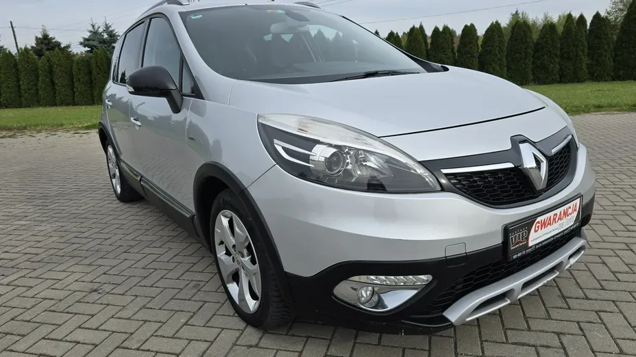 RENAULT Scenic -