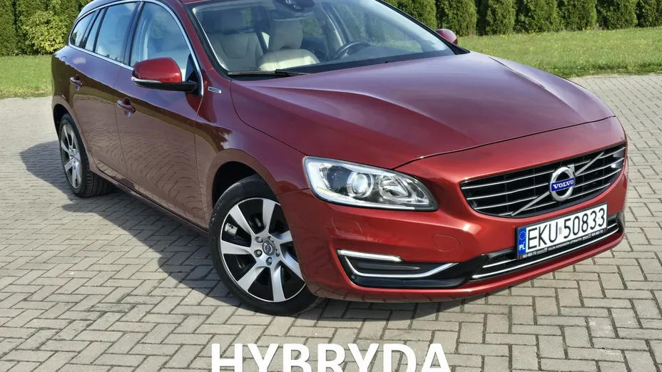 VOLVO V60 -
