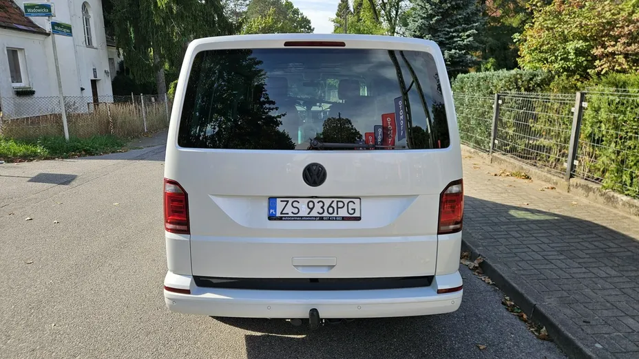VOLKSWAGEN Multivan -
