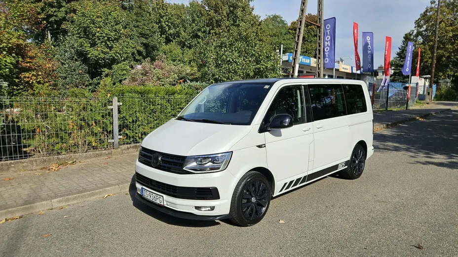 VOLKSWAGEN Multivan -