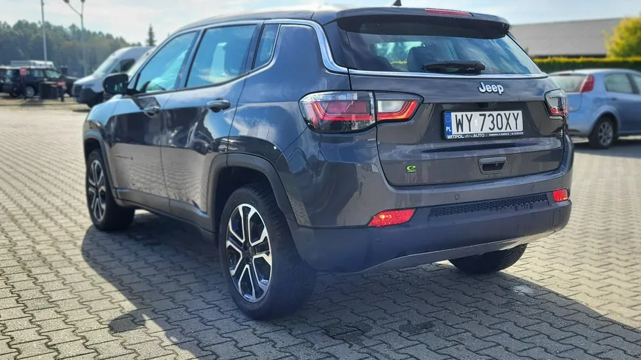 JEEP Compass -