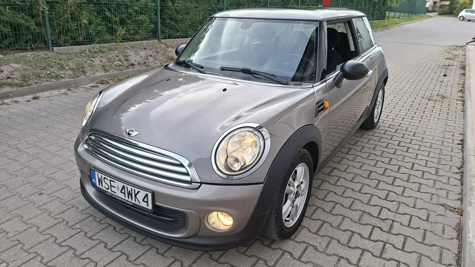 MINI Cooper -