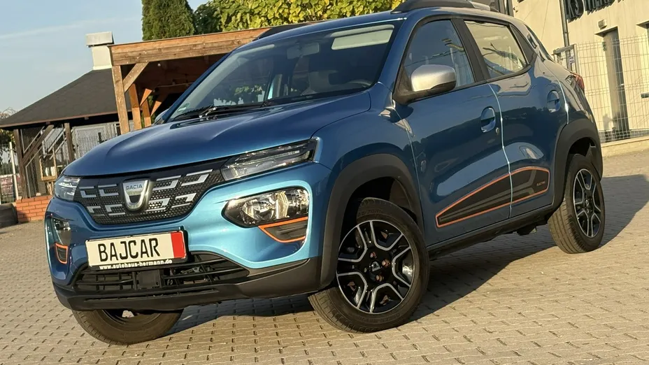 DACIA Spring -
