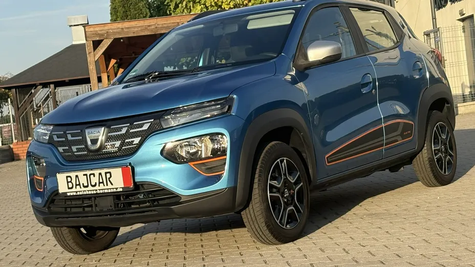 DACIA Spring -