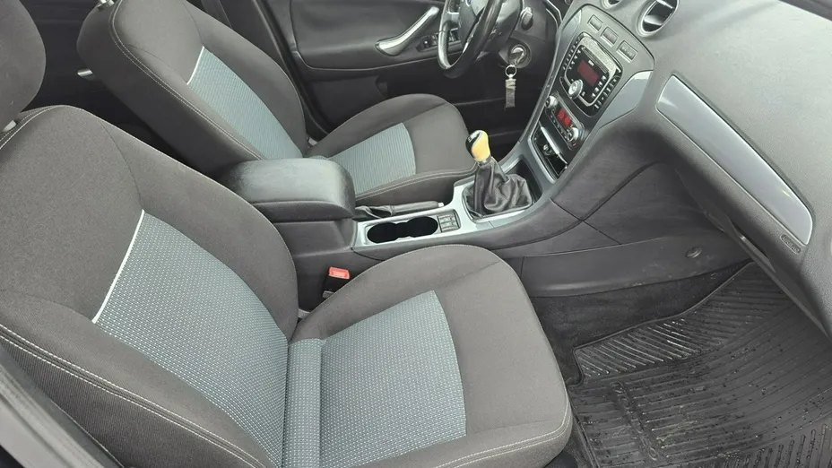 FORD Mondeo -