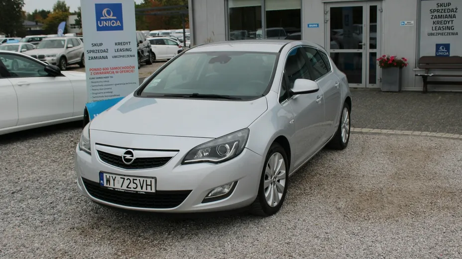 OPEL Astra -
