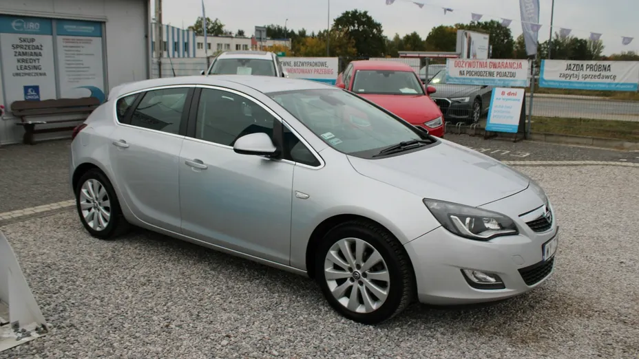OPEL Astra -