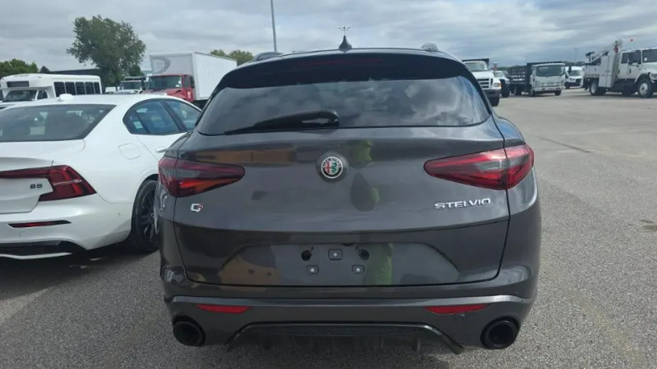 ALFA ROMEO Stelvio -