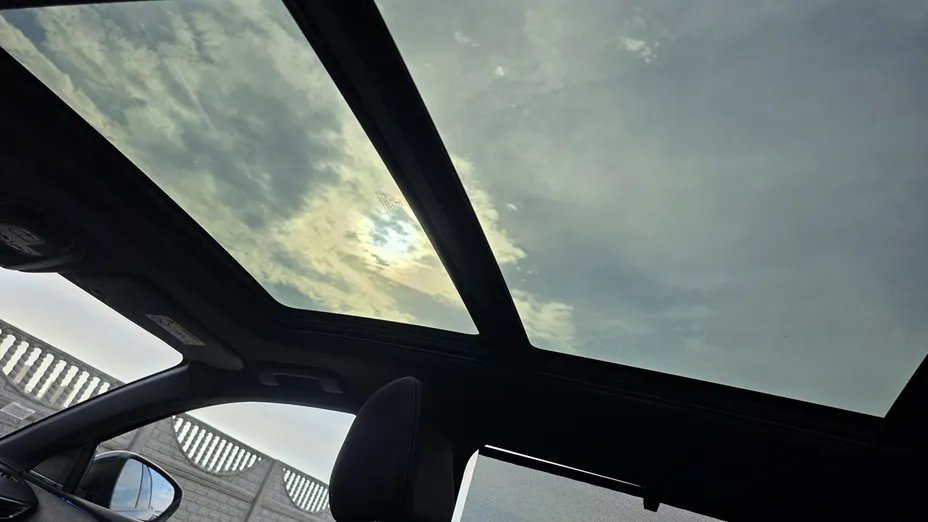 PEUGEOT 5008 -