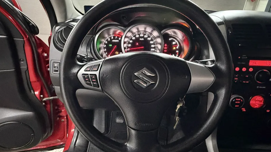 SUZUKI Grand Vitara -