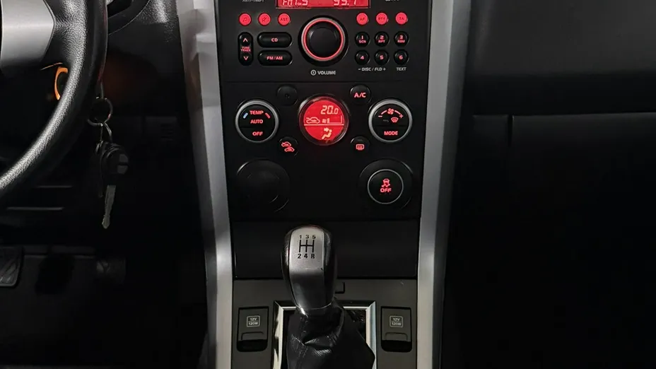 SUZUKI Grand Vitara -