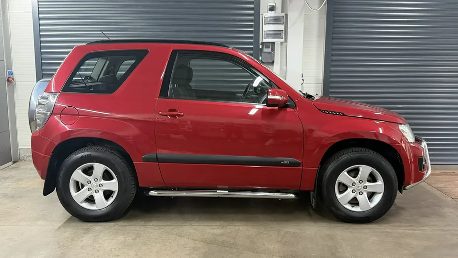 SUZUKI Grand Vitara -