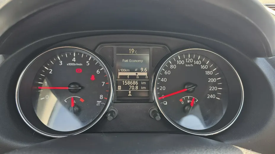 NISSAN Qashqai -
