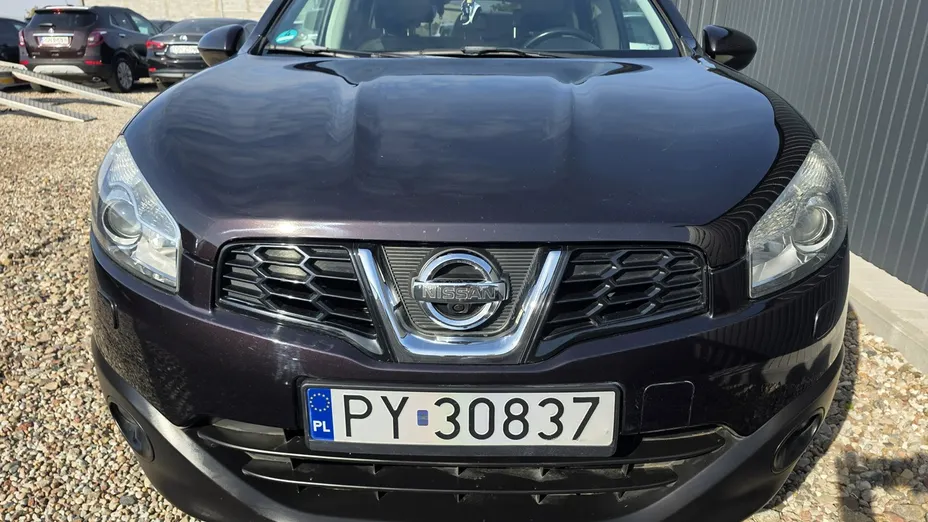 NISSAN Qashqai -