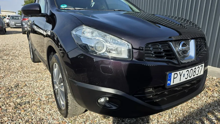 NISSAN Qashqai -