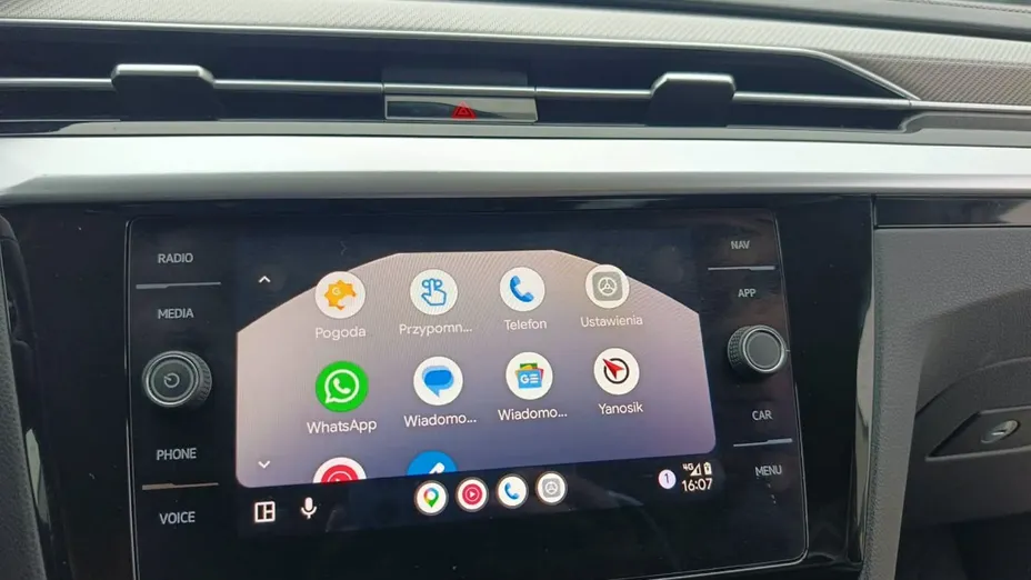 VOLKSWAGEN Arteon -