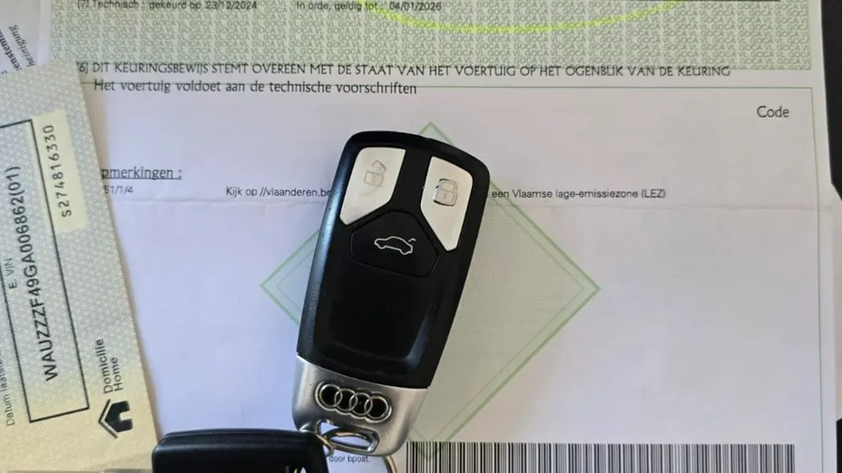 AUDI A4 -